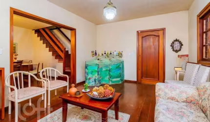 Casa com 3 quartos à venda na Rua Professor José Conde, 35, Partenon, Porto Alegre, 300 m2 por R$ 1.000.000