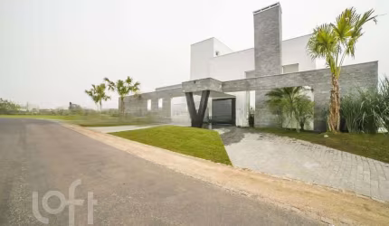 Casa em condomínio fechado com 5 quartos à venda na Avenida Juca Batista, 8000, Belém Novo, Porto Alegre, 470 m2 por R$ 4.260.000