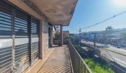 Casa com 4 quartos à venda na Avenida Coronel Gastão Haslocher Mazeron, 447, Medianeira, Porto Alegre, 140 m2 por R$ 449.900