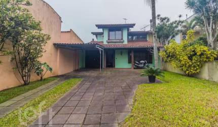 Casa com 3 quartos à venda na Rua Conselheiro Xavier da Costa, 3194, Ipanema, Porto Alegre, 191 m2 por R$ 795.000