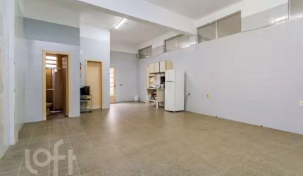 Casa com 3 quartos à venda na Rua Alberto Silva, 775, Vila Ipiranga, Porto Alegre, 450 m2 por R$ 1.140.000