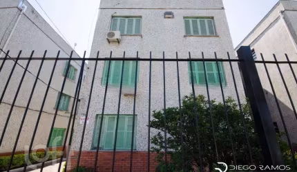 Apartamento com 3 quartos à venda na Beco Antônio Carvalho, 1684, Jardim Carvalho, Porto Alegre, 80 m2 por R$ 310.000