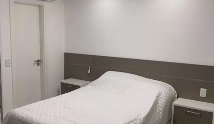 Apartamento com 1 quarto à venda na Avenida Borges de Medeiros, 2277, Praia de Belas, Porto Alegre, 38 m2 por R$ 586.000