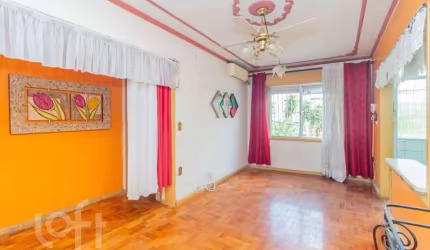 Apartamento com 3 quartos à venda na Avenida Benno Mentz, 18, Vila Ipiranga, Porto Alegre, 69 m2 por R$ 300.000
