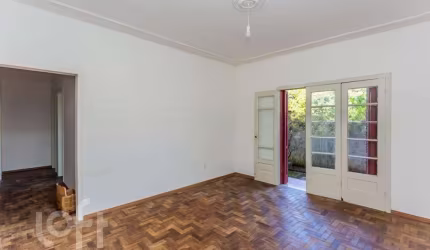 Apartamento com 3 quartos à venda na Rua Ferreira Viana, 379, Petrópolis, Porto Alegre, 102 m2 por R$ 320.000