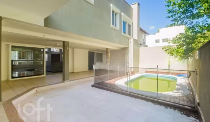 Casa em condomínio fechado com 3 quartos à venda na Rua Tocantins, 540, Agronomia, Porto Alegre, 396 m2 por R$ 1.750.000
