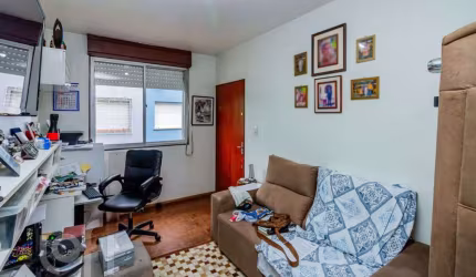 Apartamento com 2 quartos à venda na Rua Guilherme Schell, 620, Santo Antônio, Porto Alegre, 53 m2 por R$ 223.450
