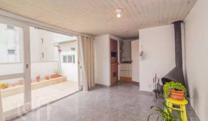 Apartamento com 3 quartos à venda na Rua Doutor Eduardo Chartier, 211, Passo da Areia, Porto Alegre, 137 m2 por R$ 510.000
