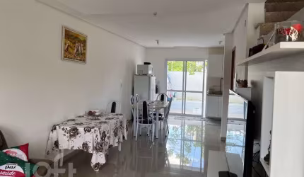 Casa com 3 quartos à venda na Rua Vanderlei da Silva Alves, 470, Mário Quintana, Porto Alegre, 104 m2 por R$ 550.000