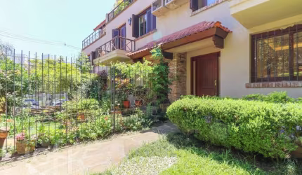 Casa em condomínio fechado com 3 quartos à venda na Miosótis, 22, Três Figueiras, Porto Alegre, 260 m2 por R$ 1.399.000