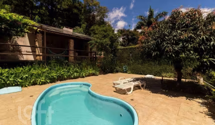 Casa com 3 quartos à venda na Rua Professor Antônio José Remião, 335, Espírito Santo, Porto Alegre, 135 m2 por R$ 775.000
