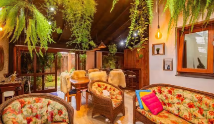 Casa em condomínio fechado com 3 quartos à venda na Avenida Cai, 735, Cristal, Porto Alegre, 385 m2 por R$ 2.100.000