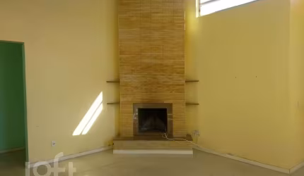 Casa com 2 quartos à venda na Avenida Vicente Monteggia, 1611, Cavalhada, Porto Alegre, 210 m2 por R$ 1.100.000