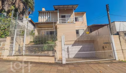 Casa com 3 quartos à venda na Rua Domingos Martins, 291, Cristo Redentor, Porto Alegre, 289 m2 por R$ 1.790.900