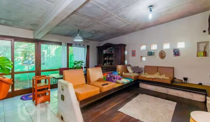 Casa com 4 quartos à venda na Rua Jorge Mello Guimarães, 653, Belém Novo, Porto Alegre, 229 m2 por R$ 750.000