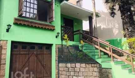 Casa com 4 quartos à venda na Rua Cangussu, 58, Nonoai, Porto Alegre, 184 m2 por R$ 560.500