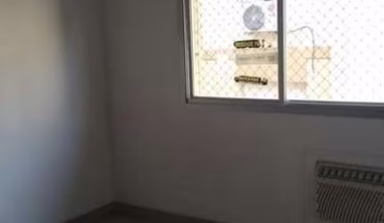 Apartamento com 1 quarto à venda na Beco Antônio Carvalho, 2600, Jardim Carvalho, Porto Alegre, 42 m2 por R$ 130.000
