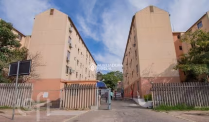 Apartamento com 2 quartos à venda na Rua Seis de Novembro, 485, Mário Quintana, Porto Alegre, 46 m2 por R$ 130.000