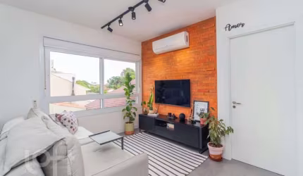 Apartamento com 2 quartos à venda na Avenida Brasília, 312, Vila Ipiranga, Porto Alegre, 67 m2 por R$ 529.000