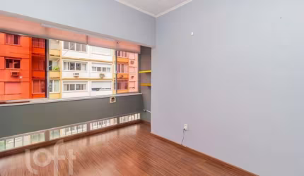 Apartamento com 3 quartos à venda na Rua Duque de Caxias, 925, Centro Histórico, Porto Alegre, 140 m2 por R$ 760.000
