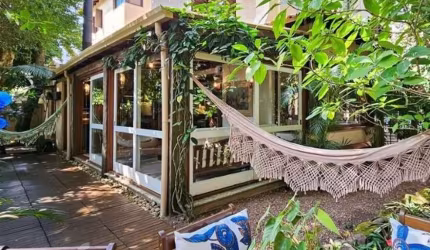 Casa em condomínio fechado com 4 quartos à venda na Avenida Otto Niemeyer, 77, Tristeza, Porto Alegre, 380 m2 por R$ 2.050.000