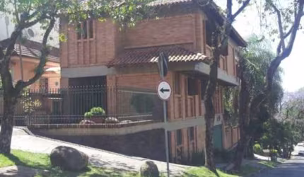 Casa com 3 quartos à venda na Rua Antônio Parreiras, 68, Bela Vista, Porto Alegre, 305 m2 por R$ 1.810.000