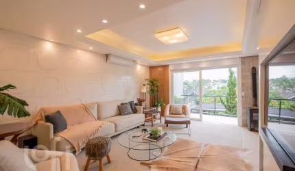 Casa com 4 quartos à venda na Rua Luiz Voelcker, 735, Chácara das Pedras, Porto Alegre, 340 m2 por R$ 2.500.000