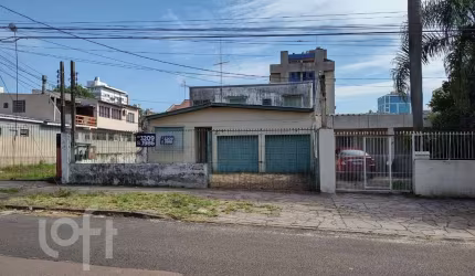 Casa com 5 quartos à venda na Travessa Professor Emeterio Garcia Fernandez, 348, Cristo Redentor, Porto Alegre, 500 m2 por R$ 690.000