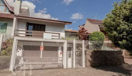 Casa com 4 quartos à venda na Rua Maestro Salvador Campanella, 58, Jardim Itu Sabará, Porto Alegre, 198 m2 por R$ 1.025.000