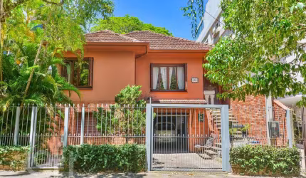 Casa em condomínio fechado com 3 quartos à venda na Avenida Pirapó, 131, Petrópolis, Porto Alegre, 230 m2 por R$ 1.590.000