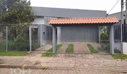 Casa com 3 quartos à venda na Avenida Doutor Walter Só Jobim, 70, Jardim Lindóia, Porto Alegre, 217 m2 por R$ 1.200.000