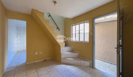 Casa em condomínio fechado com 4 quartos à venda na Rua Maria Gasperini, 41, Demarchi, São Bernardo do Campo, 125 m2 por R$ 498.000