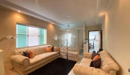 Casa com 4 quartos à venda na Rua das Goiabeiras, 848, Jardim, Santo André, 370 m2 por R$ 1.600.000
