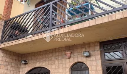 Casa com 4 quartos à venda na Rua Gerônimo dos Santos, 33, Nova Petrópolis, São Bernardo do Campo, 220 m2 por R$ 910.000