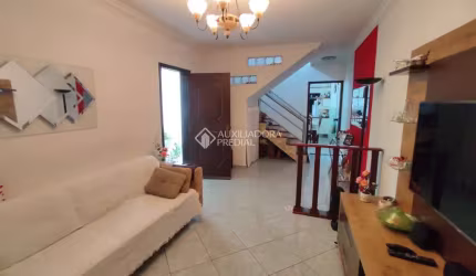 Casa em condomínio fechado com 3 quartos à venda na MARIA DA NATIVIDADE LAGES, 79, Dos Casa, São Bernardo do Campo, 195 m2 por R$ 850.000