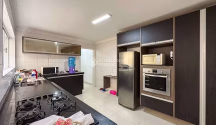 Casa com 3 quartos à venda na Rua Arafura, 101, Jardim do Mar, São Bernardo do Campo, 199 m2 por R$ 949.000