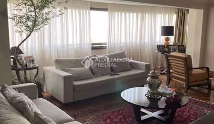 Apartamento com 4 quartos à venda na Rua Iubatinga, 391, Vila Andrade, São Paulo, 250 m2 por R$ 900.000