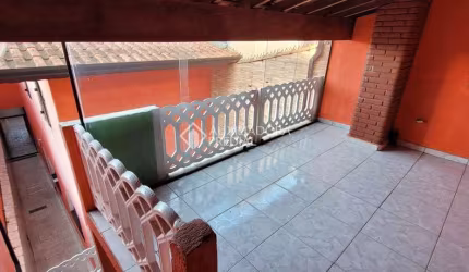 Casa em condomínio fechado com 3 quartos à venda na Rua Presidente Marechal Deodoro da Fonseca, 211, Parque São Vicente, Mauá, 243 m2 por R$ 650.000