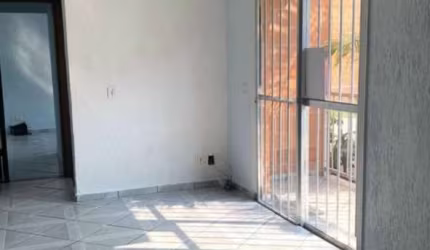 Apartamento com 3 quartos à venda na Estrada Cata Preta, 1002, Cata Preta, Santo André, 72 m2 por R$ 250.000