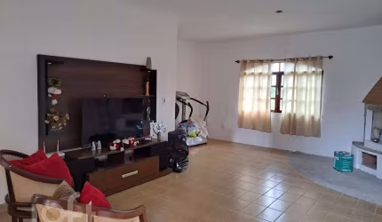 Casa em condomínio fechado com 4 quartos à venda na Angélica, 59, Jardim Clube de Campo, Santo André, 377 m2 por R$ 850.000