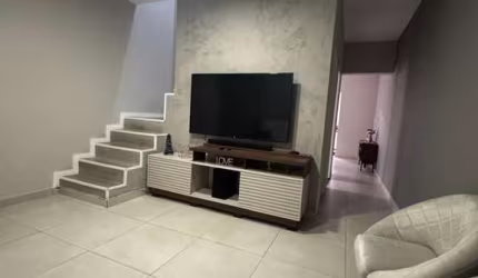 Casa com 3 quartos à venda na Avenida Pérola Negra, 117, Cooperativa, São Bernardo do Campo, 177 m2 por R$ 439.900