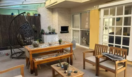 Casa em condomínio fechado com 4 quartos à venda na Estrada dos Galdinos, 1160, Jardim Barbacena, Cotia, 185 m2 por R$ 910.000