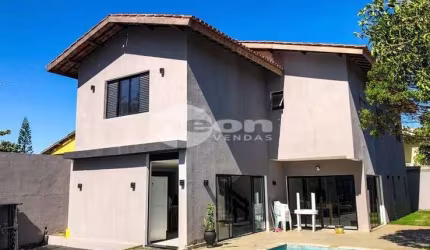 Casa com 6 quartos à venda na Rua das Quaresmeiras, 235, Balneário Praia do Pernambuco, Guarujá, 300 m2 por R$ 1.855.000