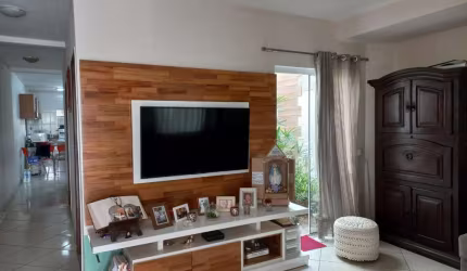 Casa com 4 quartos à venda na Rua Regente Feijó, 115, Vila Assunção, Santo André, 205 m2 por R$ 1.170.000