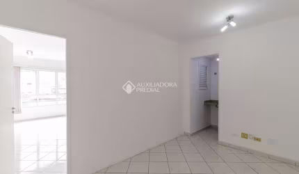 Sala comercial para alugar na Rua Principe Humberto, 112, Centro, São Bernardo do Campo, 56 m2 por R$ 1.650