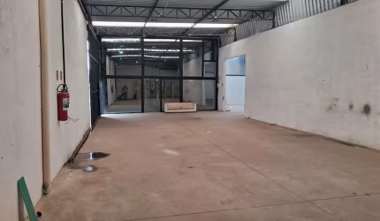 Barracão / Galpão / Depósito para alugar na Avenida Industrial, 2350, Campestre, Santo André, 637 m2 por R$ 22.000