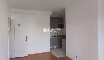 Apartamento com 1 quarto para alugar na Rua Ernesta Pelosini, 145, Nova Petrópolis, São Bernardo do Campo, 65 m2 por R$ 2.475