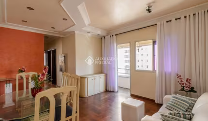 Apartamento com 3 quartos para alugar na Avenida Dom Jaime de Barros Câmara, 565, Planalto, São Bernardo do Campo, 48 m2 por R$ 2.100