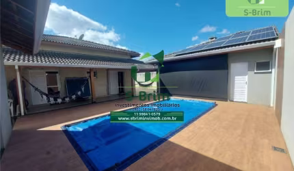 Casa com 03 dormitórios, 500m no Condomínio fechado Shangri-lá/Atibaia-SP