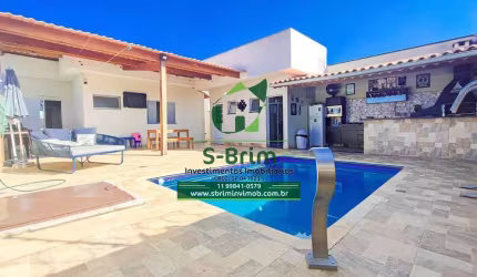 Casa em condomínio